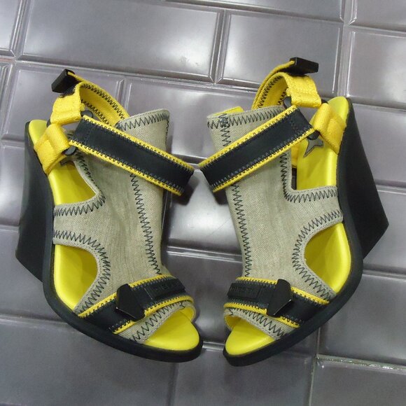 NWOT. SIZE 38. Diesel open toe wedge heel sandals. - Picture 12 of 16